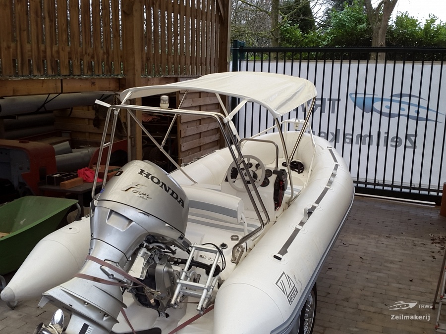 Bimini Top door Zeilmakerij TRWS uit Arendonk