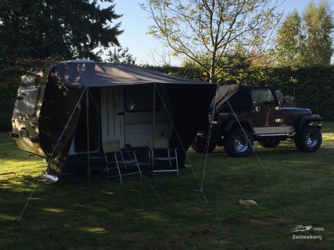 Tent voor Retro Caravan door Zeilmakerij TRWS uit Arendonk